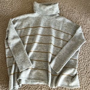 Women’s Cupcakes and Cashmere sweater, size M